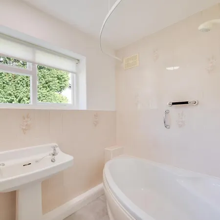 3 Bed In Oc-ld181 Ferienhaus